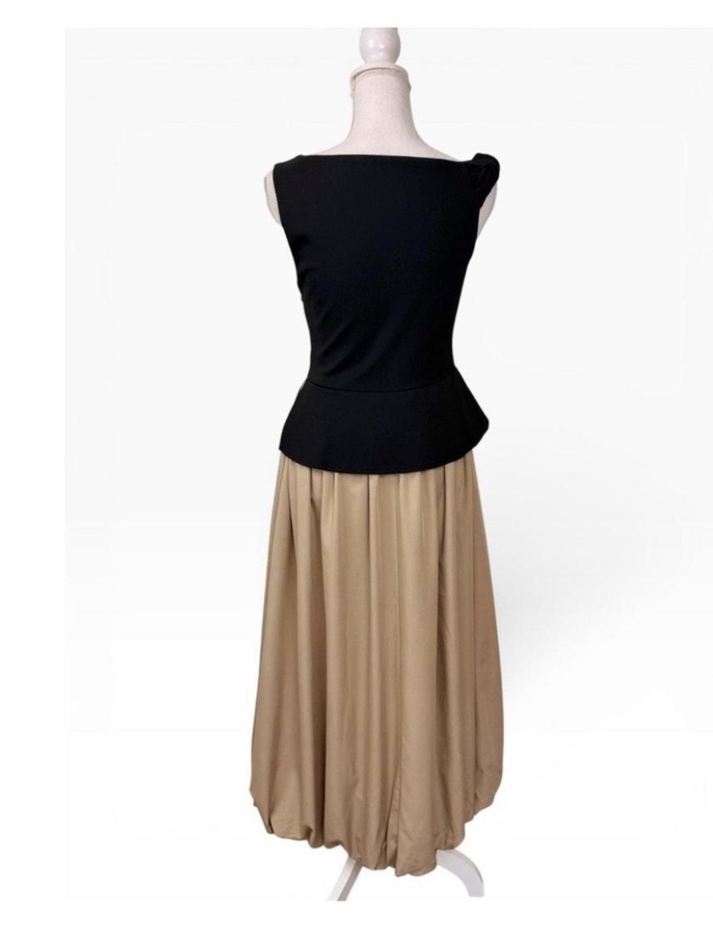 En Saison Black and Cream One-Shoulder Peplum Dress NWOT - Picture 3 of 5